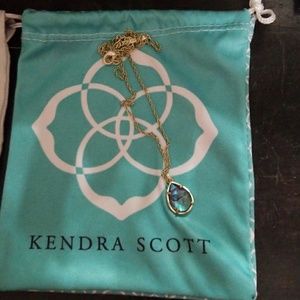 Kendra Scott necklace